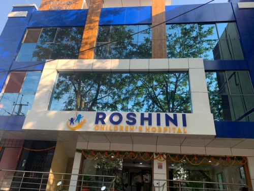 <strong><strong><strong>Roshini Childrens Hospital</strong></strong></strong>
