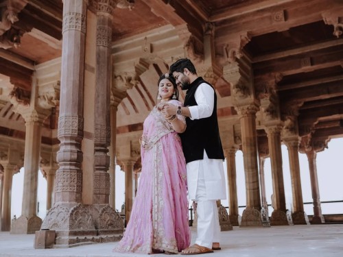 <strong><strong><strong>Vanshika Wedding Photography Jaipur</strong></strong></strong>