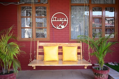 <strong><strong><strong>iTvara</strong></strong></strong>